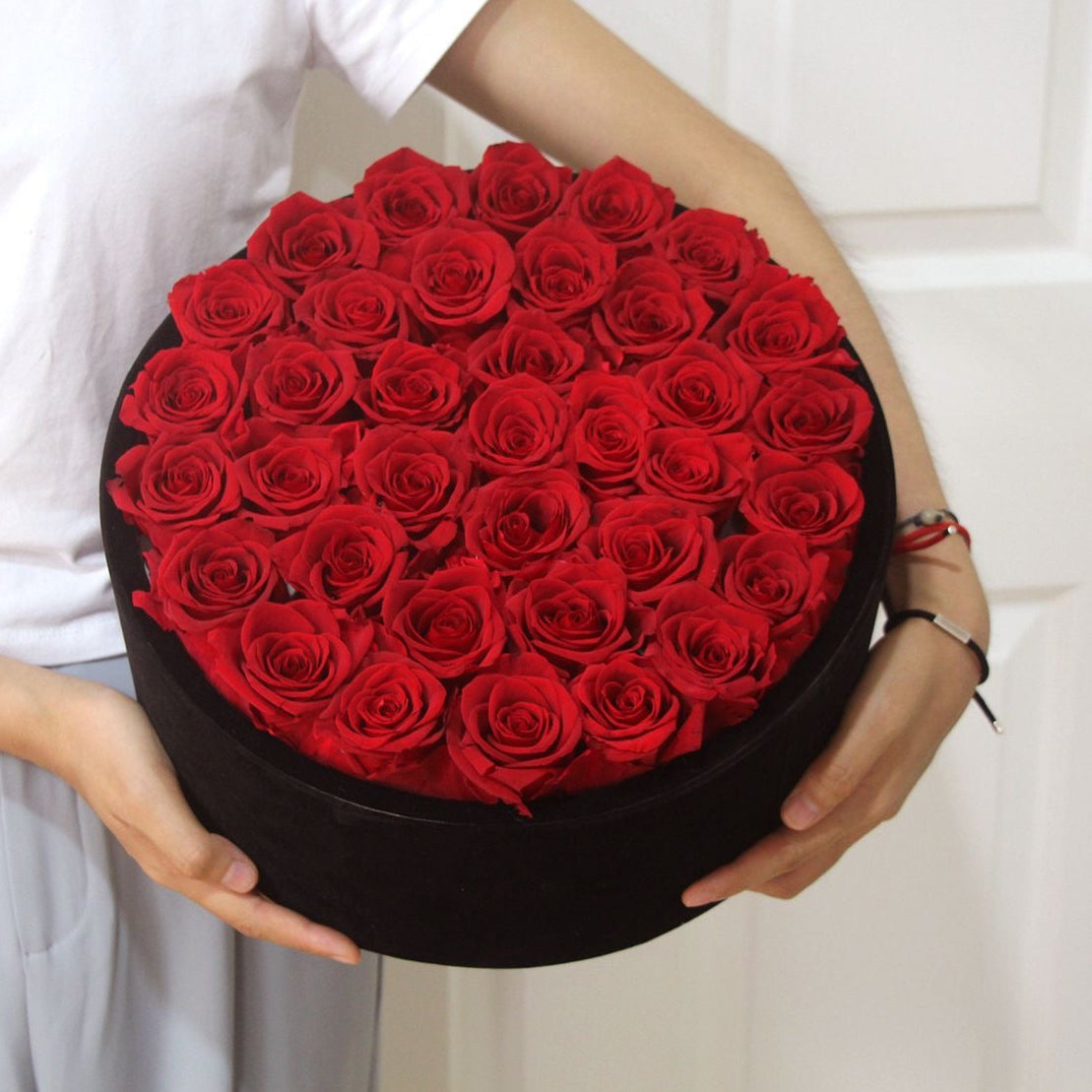 Valentine Rose Velvet Hatbox