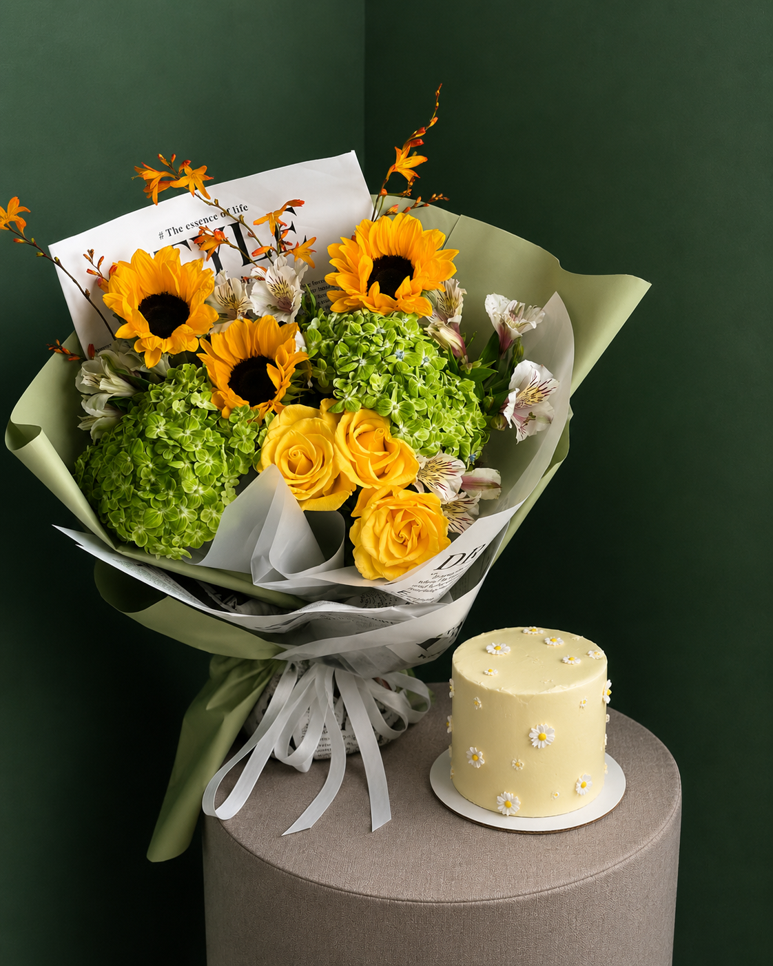 Sunshine Garden Cake & Bouquet Combo